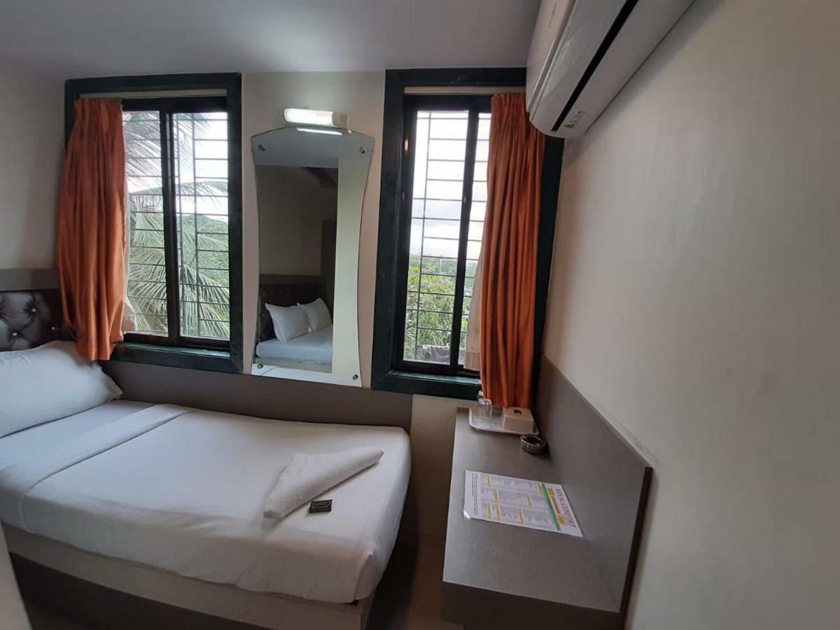 מומביי Hotel Royal Comfort מראה חיצוני תמונה